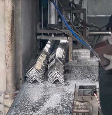 客戶車間切鋁機 客戶車間切鋁機