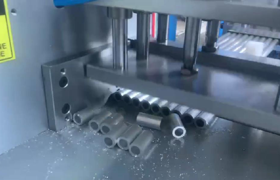 鋁管切割機(jī)-2